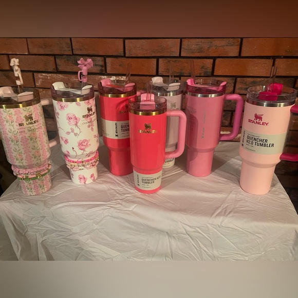 Stanley - Picture 1 of 1